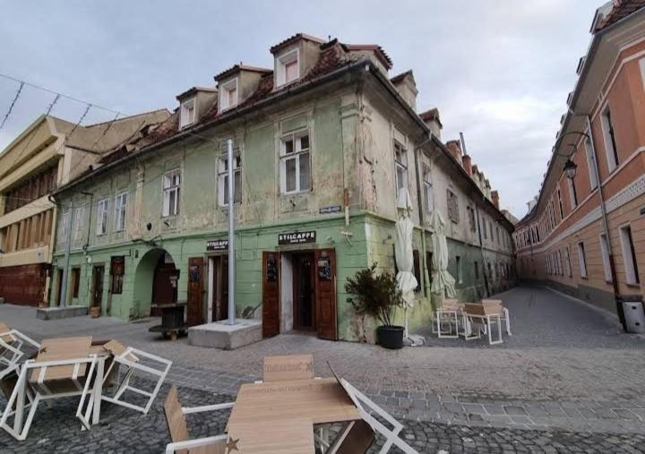 Piata Sfatului Pietonal Apartment Braszów Zewnętrze zdjęcie