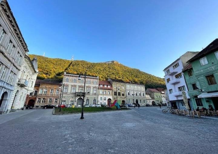 Piata Sfatului Pietonal Apartment Braszów Zewnętrze zdjęcie