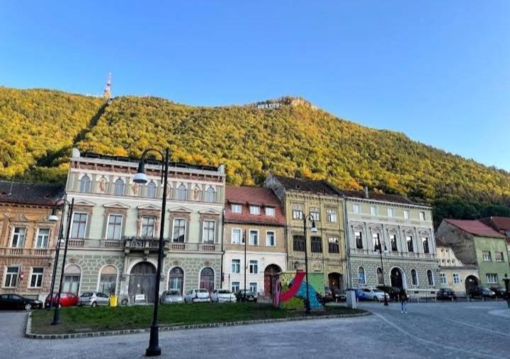Piata Sfatului Pietonal Apartment Braszów Zewnętrze zdjęcie