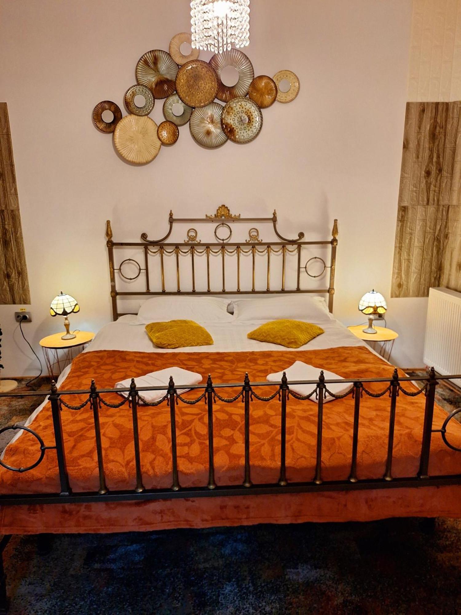 Piata Sfatului Pietonal Apartment Braszów Zewnętrze zdjęcie